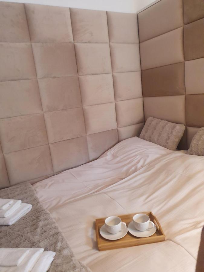 Apartament Beige Z Ogrodkiem Dziwnówek Eksteriør billede
